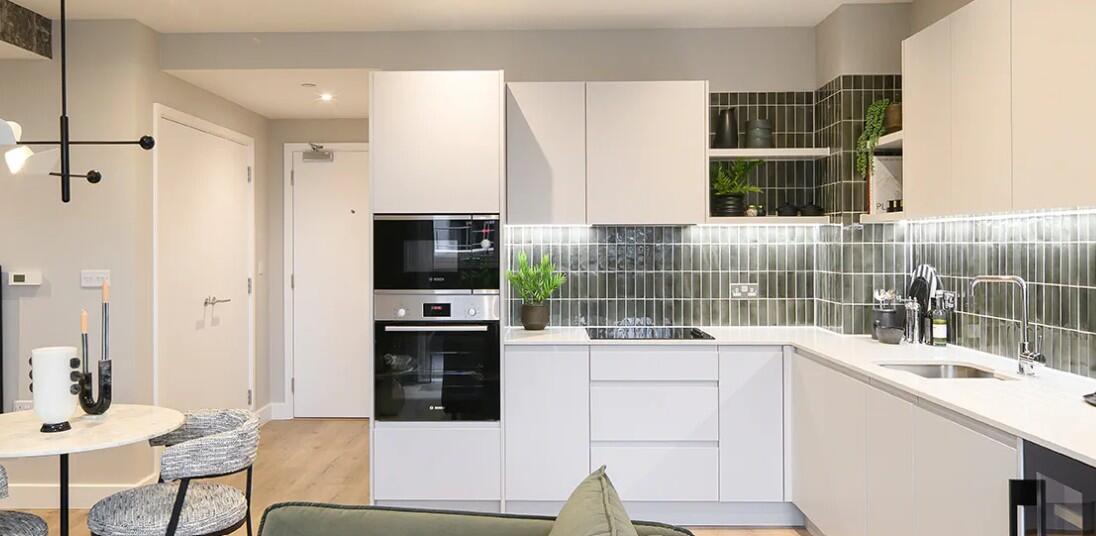 Southlake Road, London
